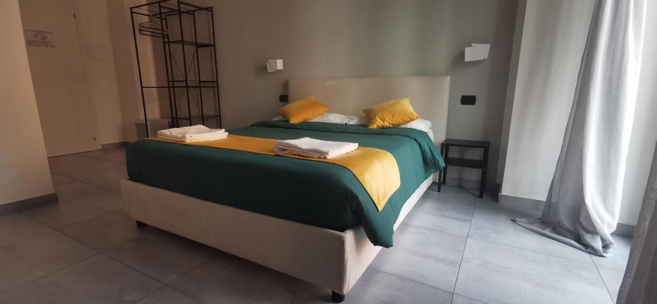 Hi Relais Rooms 那不勒斯 外观 照片