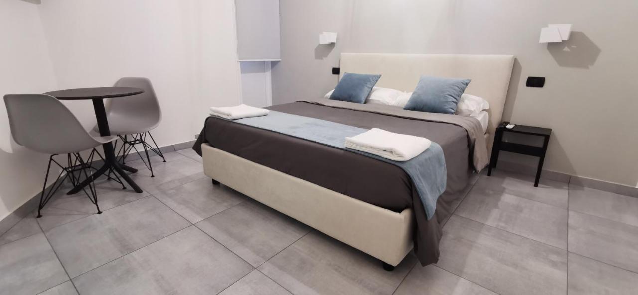 Hi Relais Rooms 那不勒斯 外观 照片